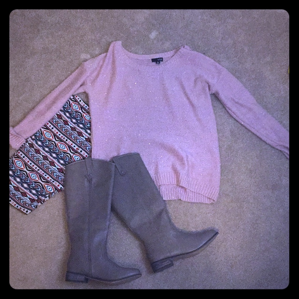 END OF YEAR SALE  Mid Calf Boots Size 8 Taupe  $BUNDLE AND $AVE - Picture 5 of 8